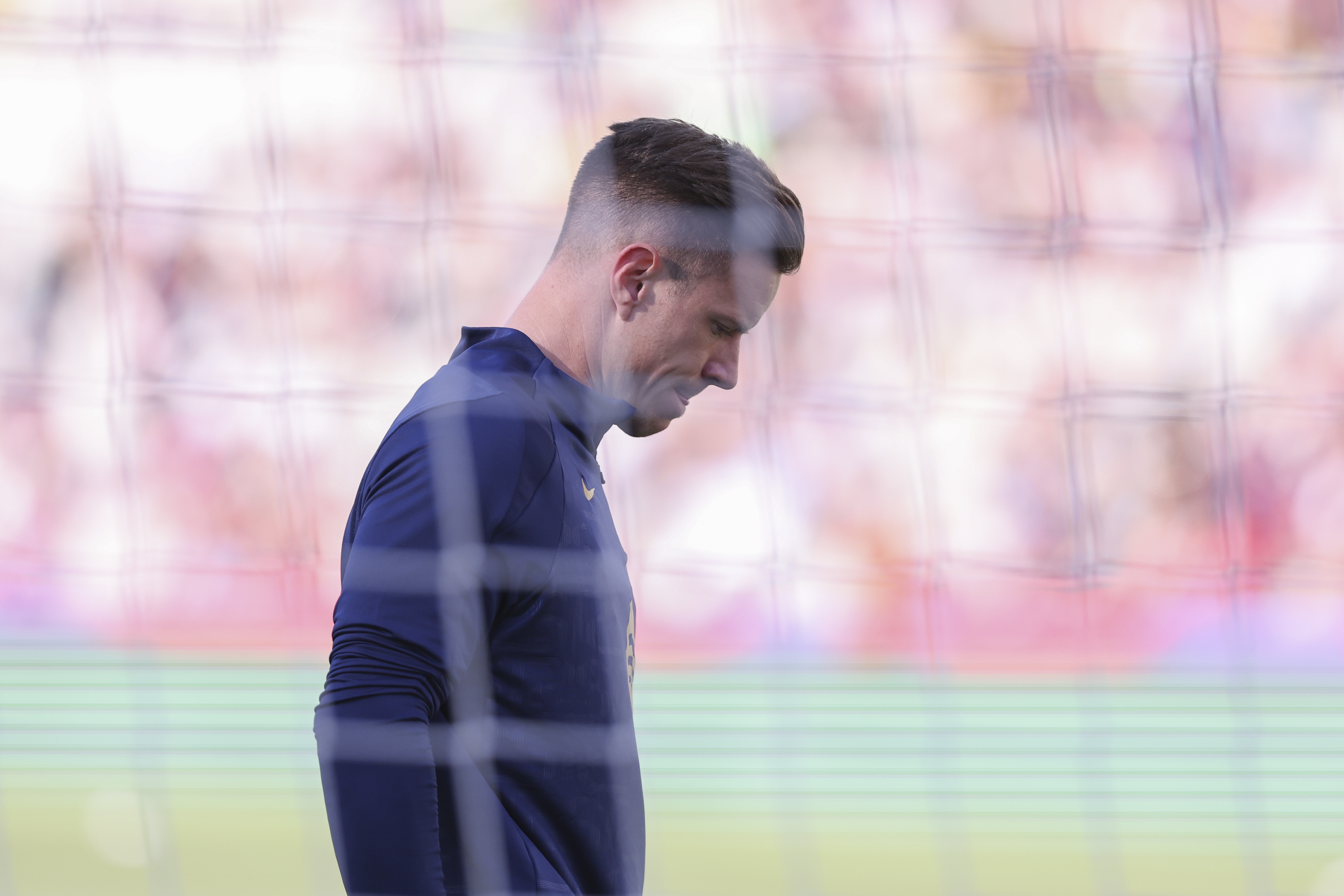 世體：加西亞+什琴斯尼組成巴薩門將組合，特爾施特根需另謀出路