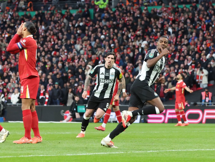 記者：伊薩克優(yōu)先考慮利物浦，與新月的談判中他明確了這一點(diǎn)