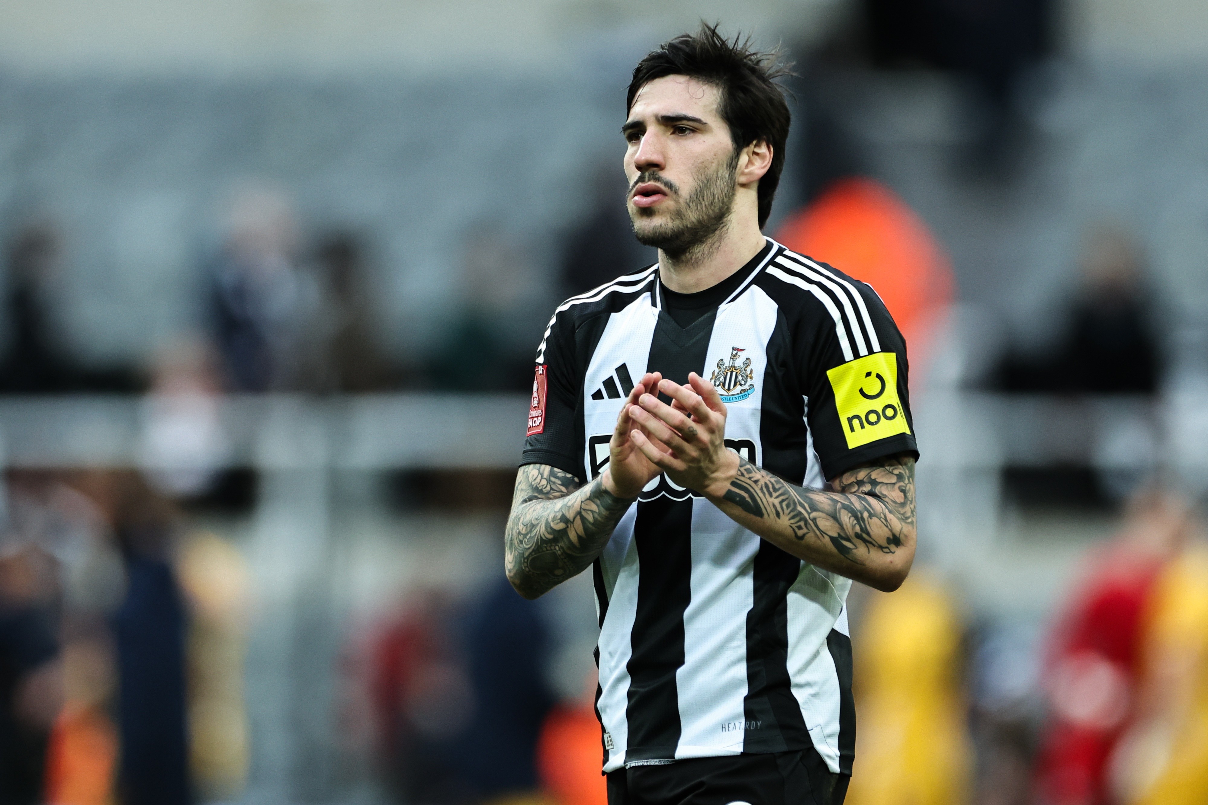 米體：尤文有意托納利，愿把弗拉霍維奇&D-路易斯&薩沃納加入談判