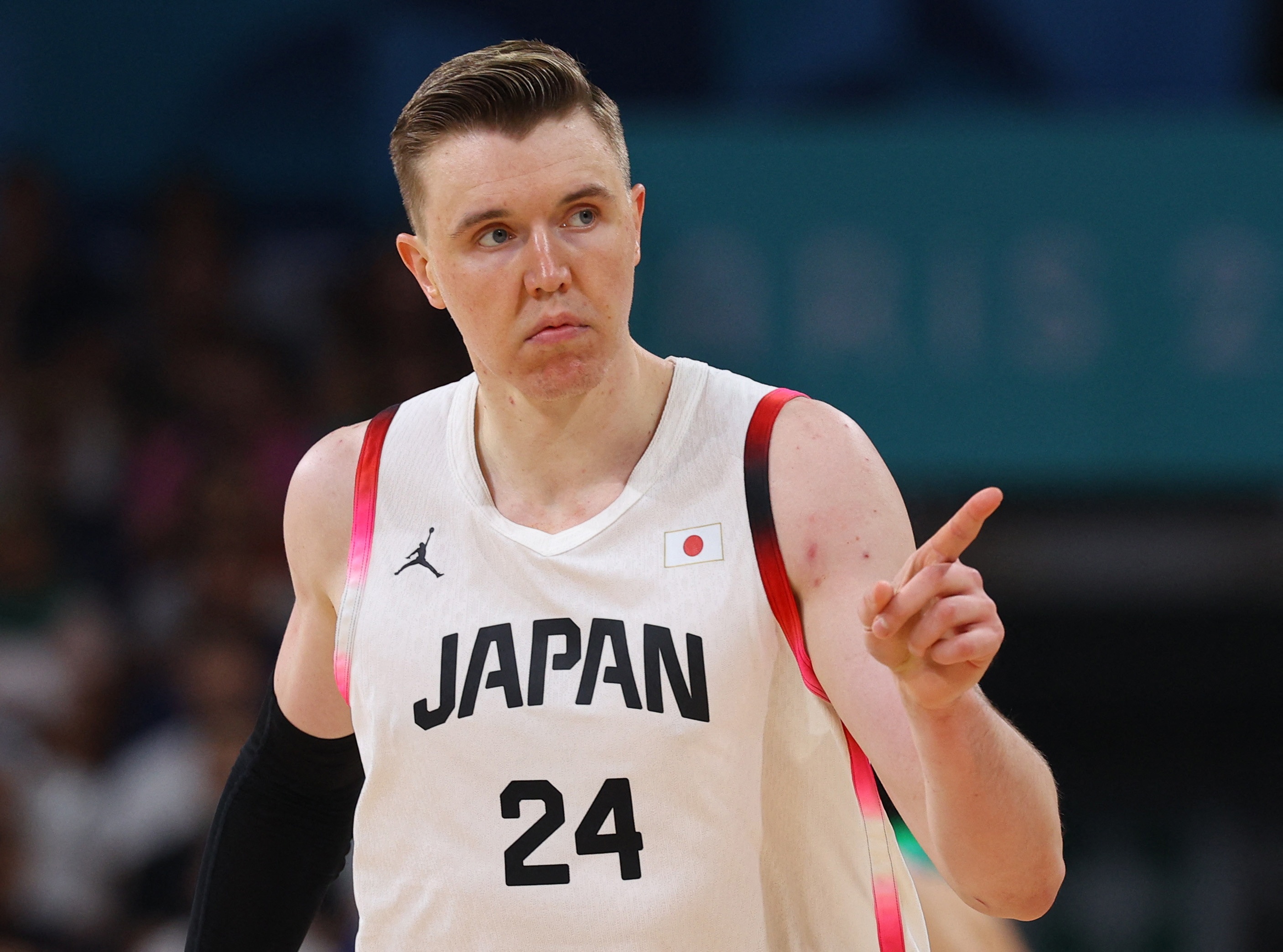 媒體人：日本男籃沒(méi)歸化也就亞洲2流水平 跟中國(guó)不在一個(gè)層面上