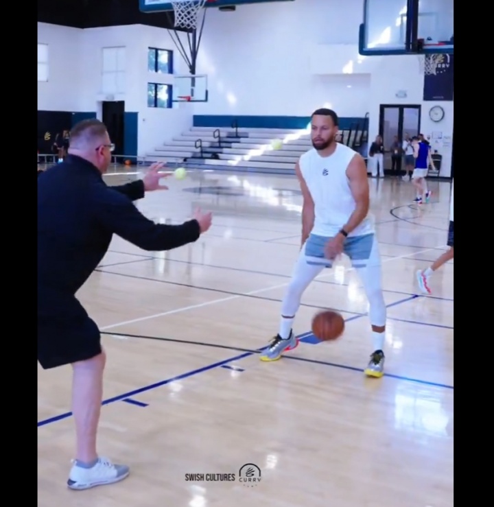 一起看庫里花式高級訓練！這對專注力的要求簡直逆天