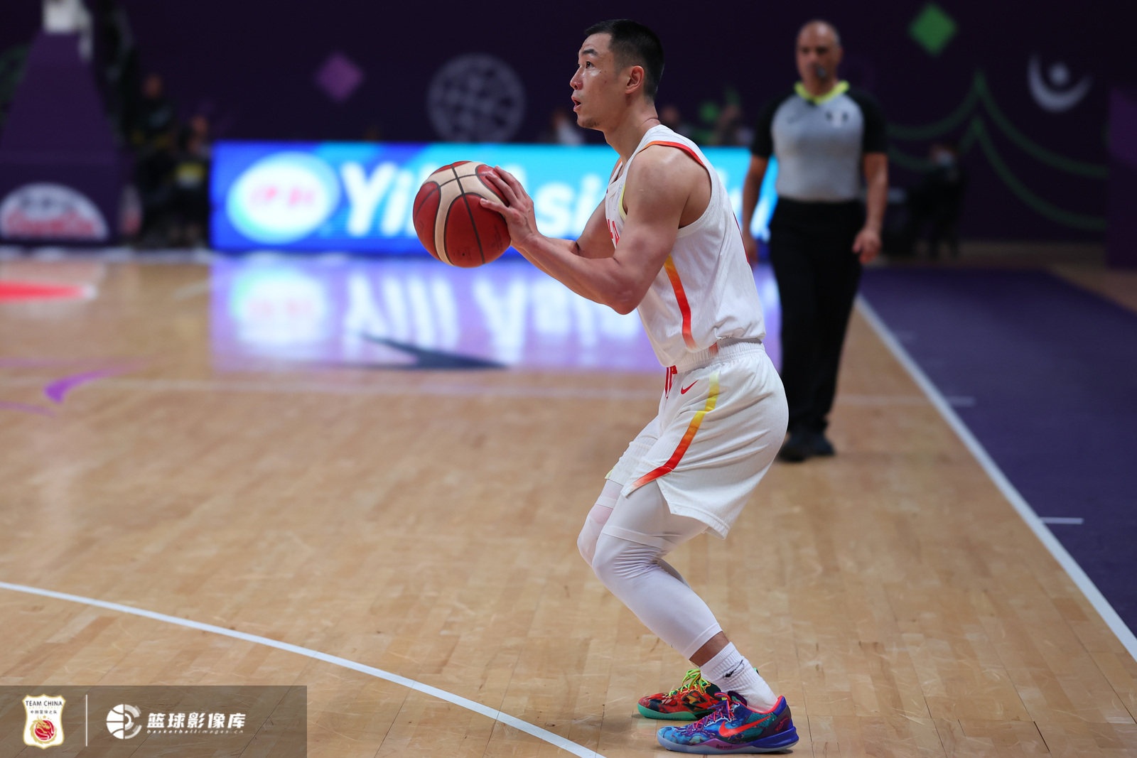 高詩(shī)巖：個(gè)人的委屈相比團(tuán)隊(duì)的利益來(lái)講 不值一提！