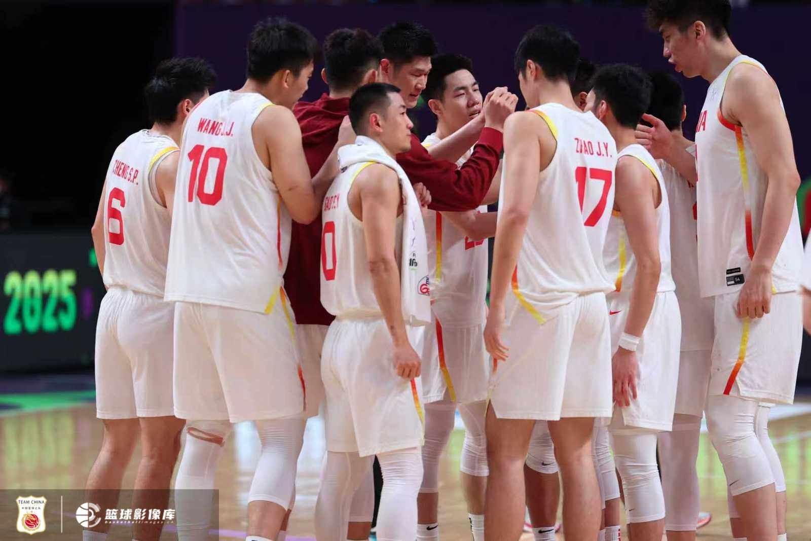 中國(guó)男籃18次殺進(jìn)亞洲杯決賽 16次奪得冠軍&兩次獲得亞軍