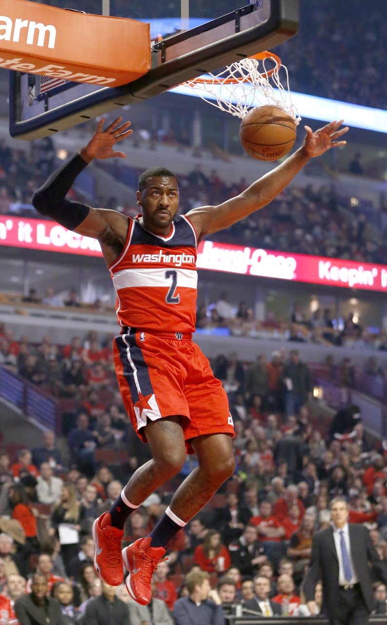 沃爾生涯五次入選全明星 一次最佳三陣和最佳二防 獲扣籃賽冠軍