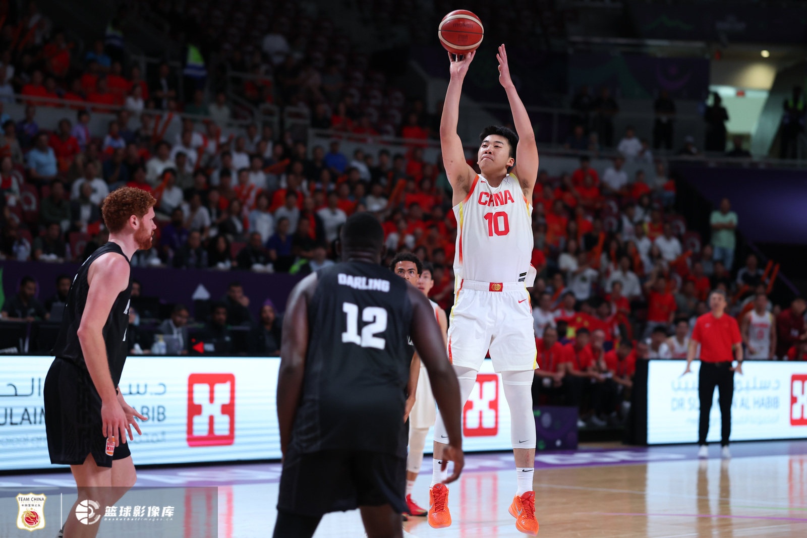 郭士強：1月赴美考察時相中王俊杰 加入男籃后他訓(xùn)練比賽都很投入