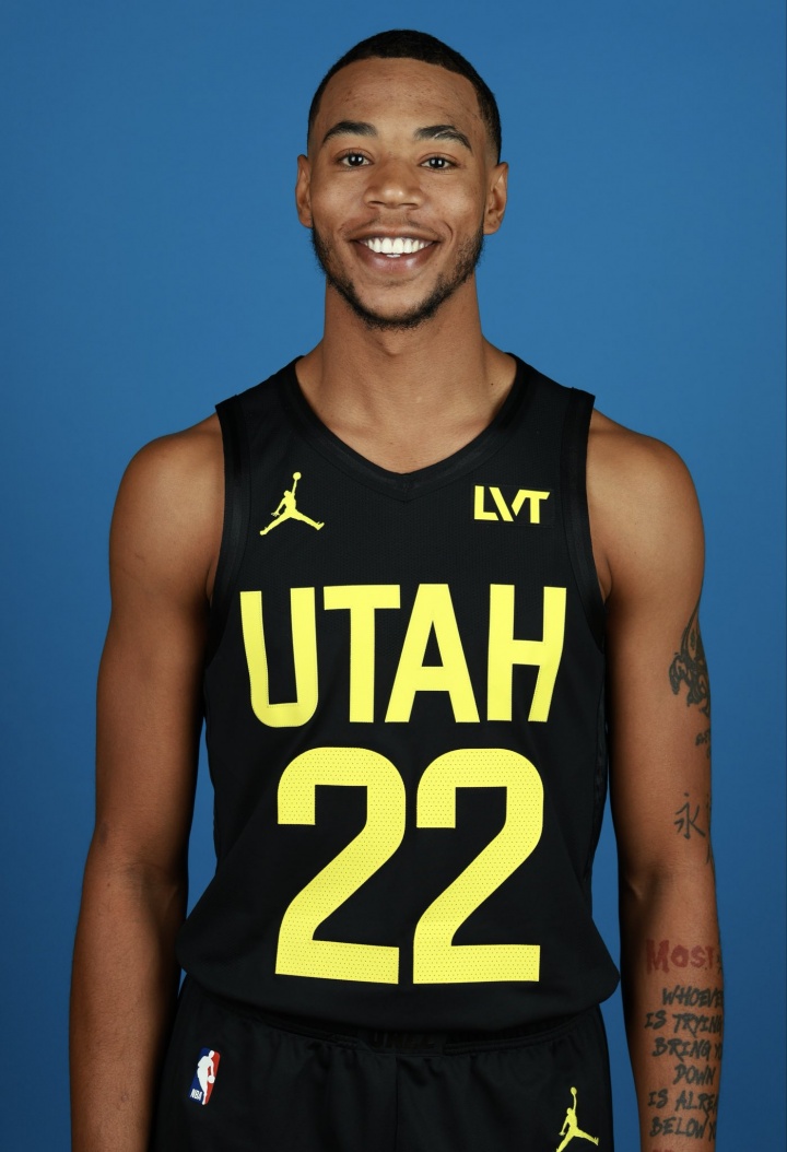 有動作了！名記：勇士和2023年落選秀側(cè)翼金西達成一份合同