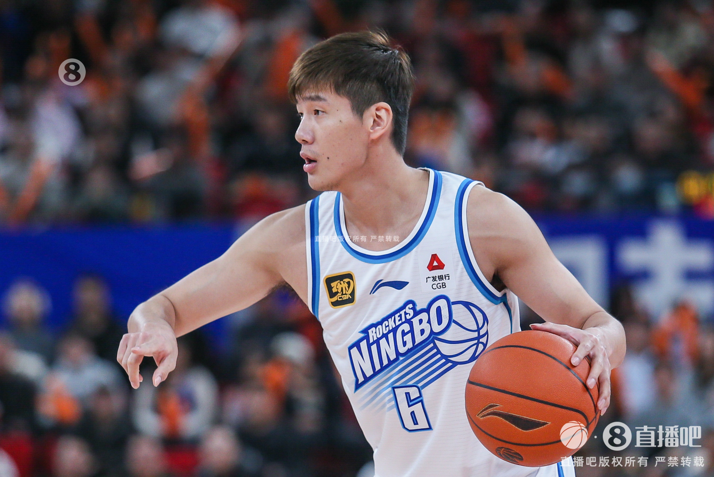 頂薪！媒體人：寧波為后衛(wèi)王俊杰開一年D類續(xù)約合同 并保留簽約權(quán)